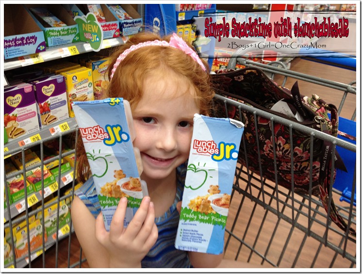 look we found the new #LunchablesJR at Walmart and loving them