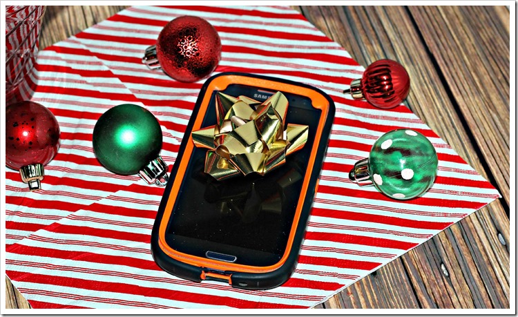 We love Family Mobile and it's a perfect gift idea this Christmas Season because the #HolidaysAreCalling #ad