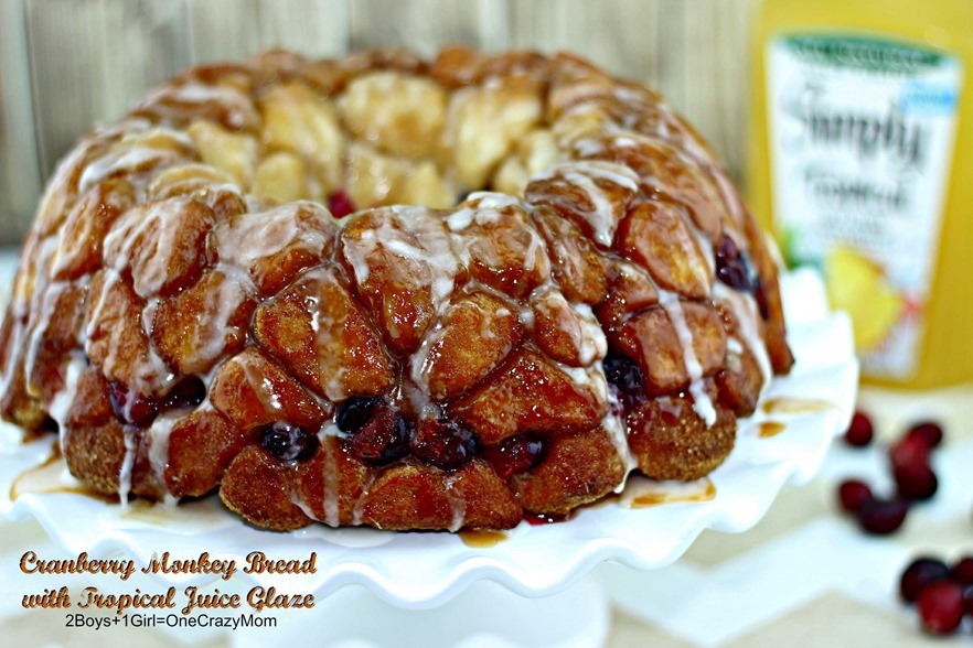 Monkey Bread with Cranberries #Recipe and #SimplyJuiceDrinks glaze