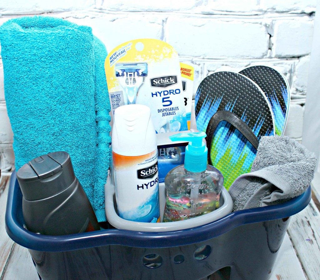 getting your teen a shower kit is perfect for back to college #SchickSelfieSweeps