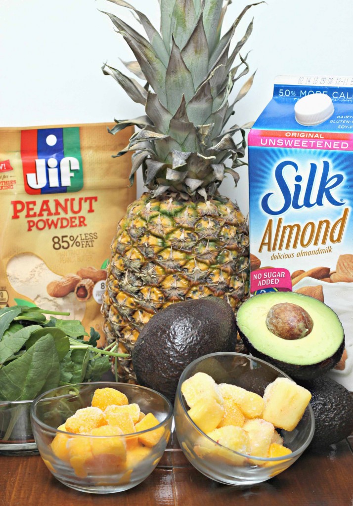 This is what you need for your Piña Kaleado Power Smoothie #StartWithJifPowder