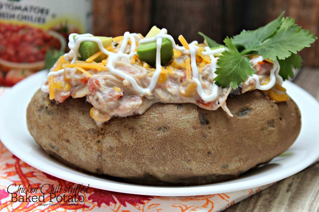 Baked Potato stuffed with Chicken Chili #YesYouCAN