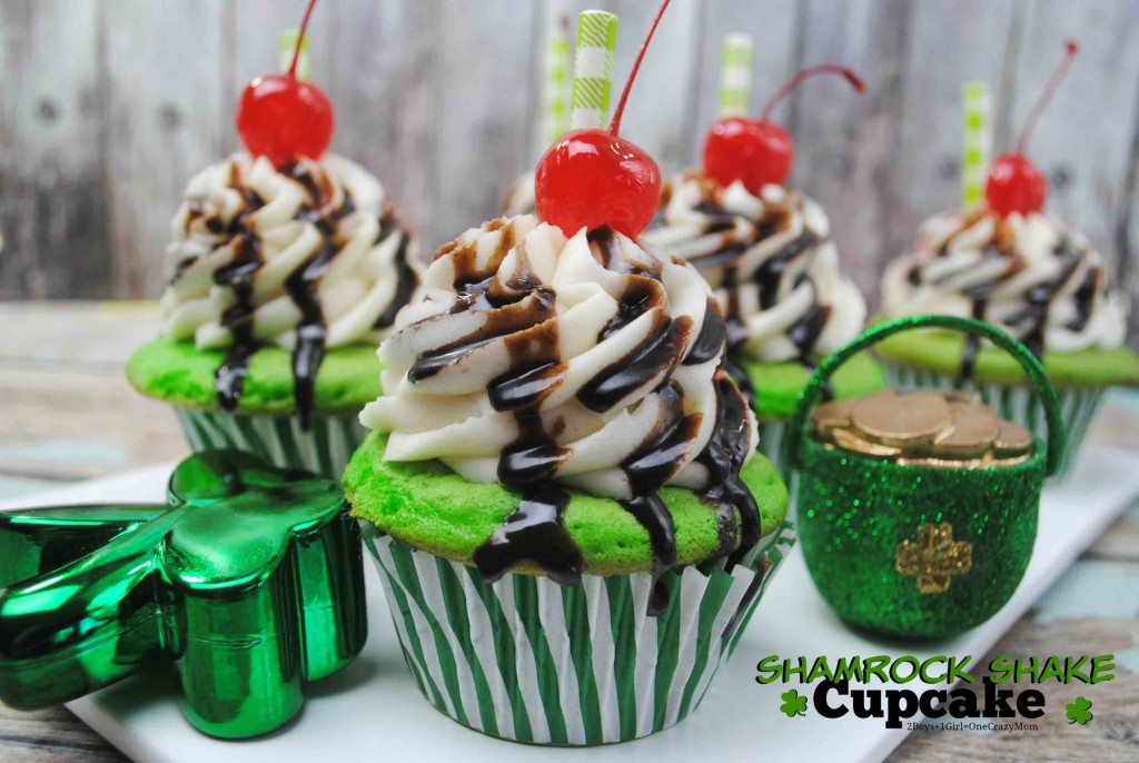 Shamrock shake cupcake #recipe 2_edited-1