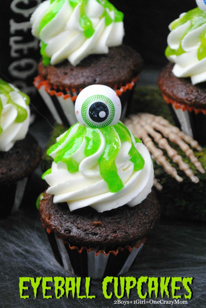 cupcakes-green-slime-eyeball