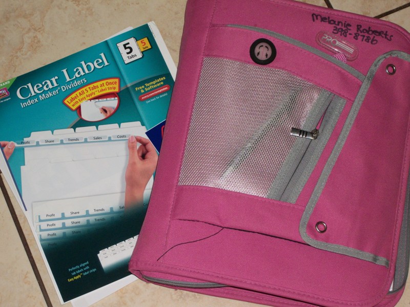 Monday Organize your Coupons  *Avery Review & Giveaway*