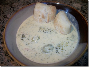 Crockpot Thursday: Easy Broccoli and Cheddar Soup