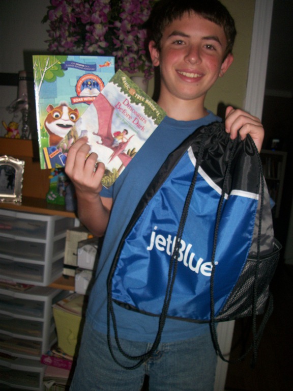 PBS and JetBlue Team up for Summer reading {Review & Giveaway}
