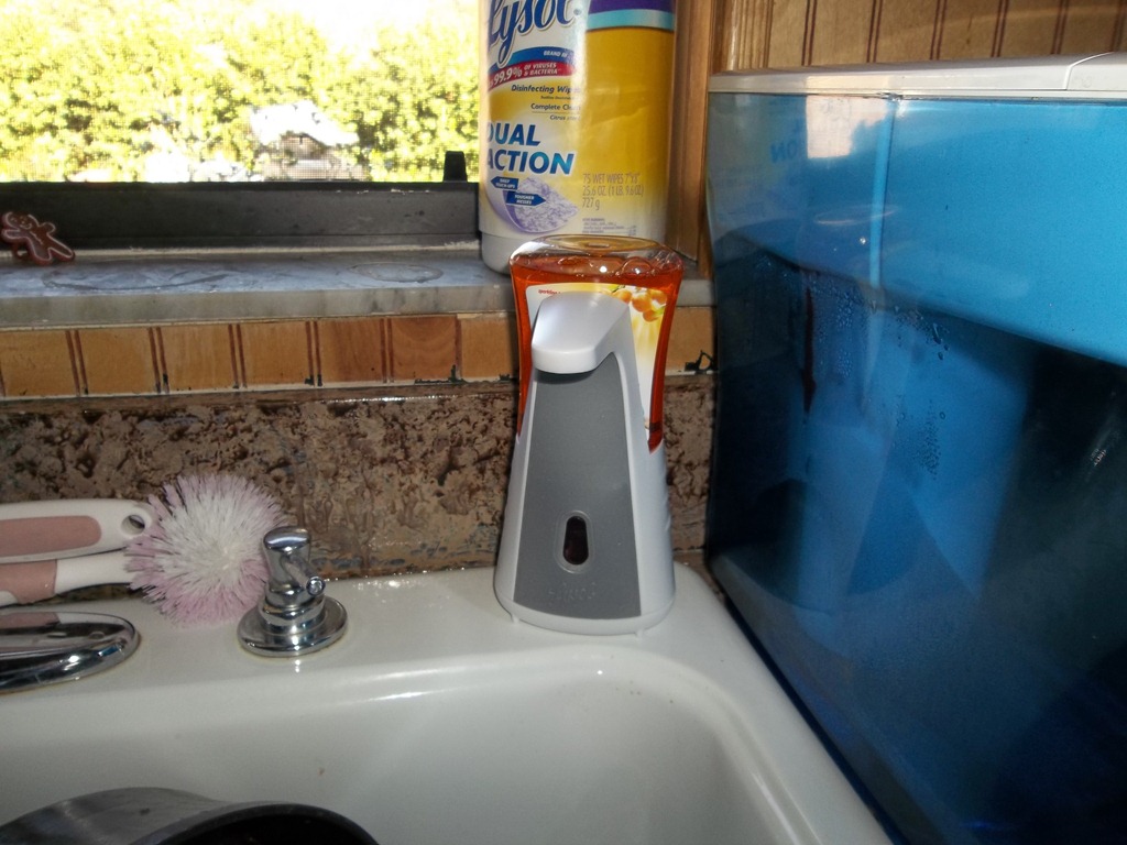Lysol No-Touch Kitchen System {Review}
