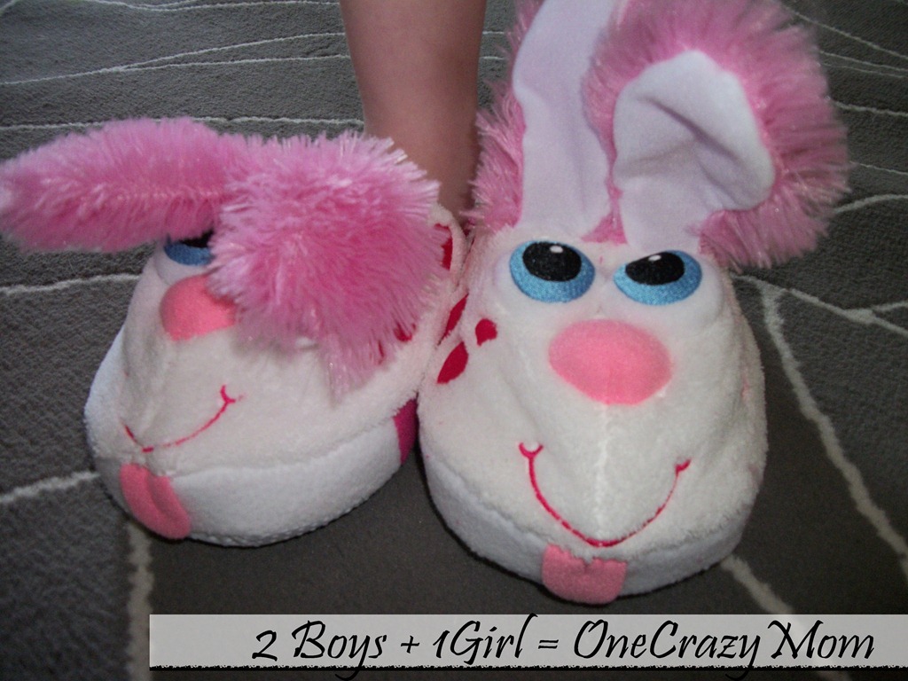Hot Toys for 2012: Stompeez Slippers #Review and #Giveaway