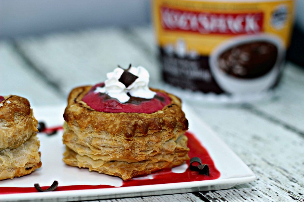 Chocolate Pudding with Raspberry Sauce is perfect for #SummerofPudding