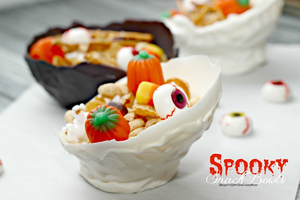 Simple Halloween Chow in an Edible Bowl #Recipe